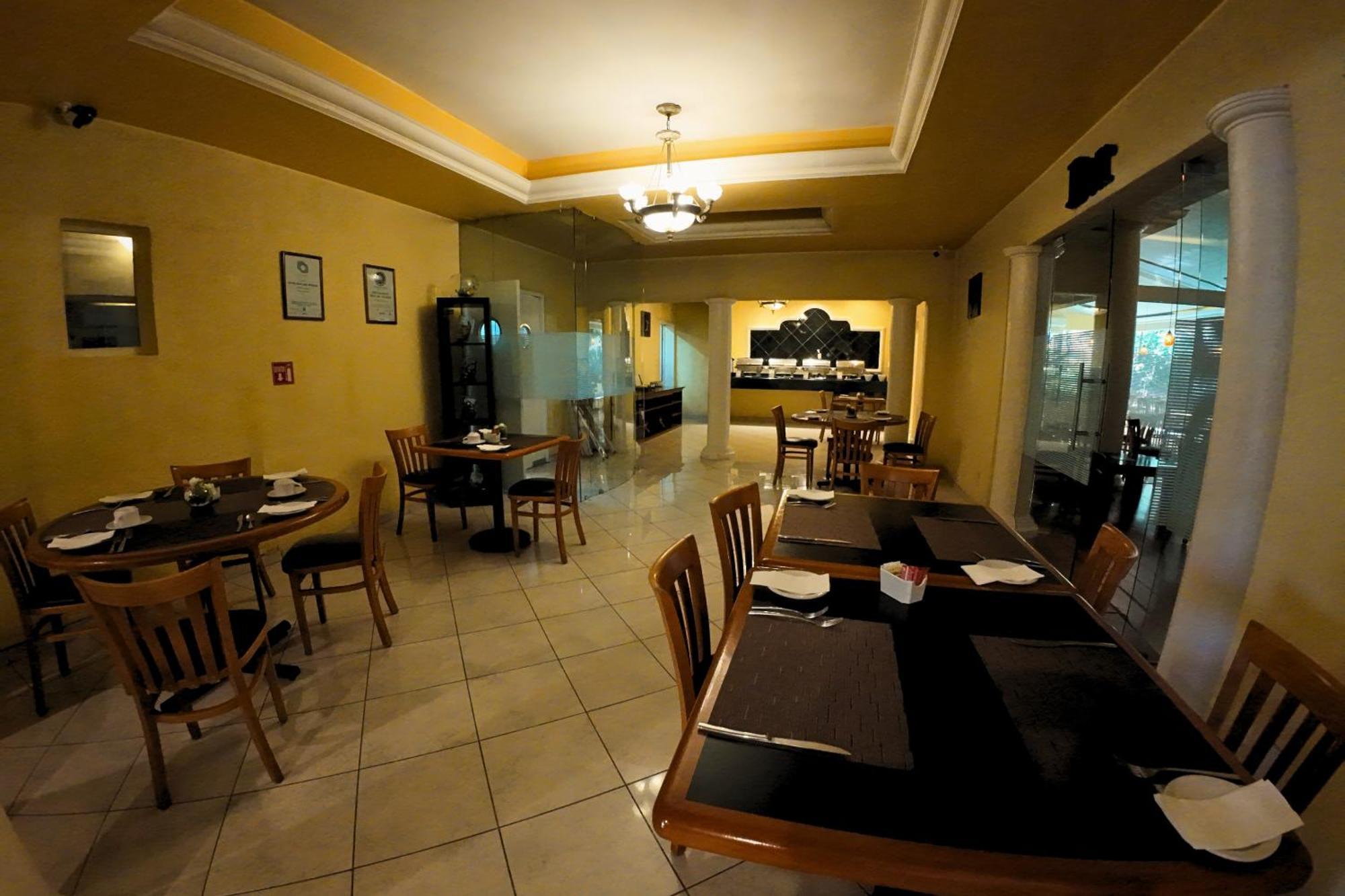 Hotel Real Del Bosque Golf And Spa Tula de Allende Luaran gambar